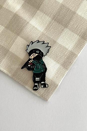 Lamelif Anime Karakter Kakaşhi Demir Broş