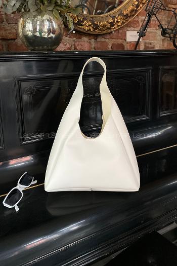 White Buckle Skin Hand Bag Bag