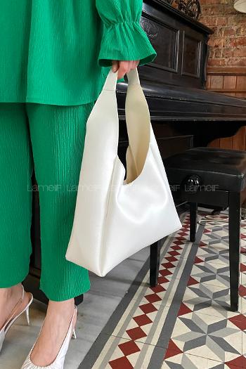 White Buckle Skin Hand Bag Bag