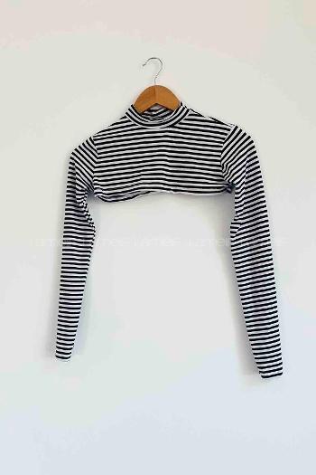 White Black Medium Crew Neck Long Arm Unprinted Oversleeve