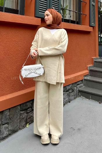 Beige Scarf Neck Knitwear Regular Trousers Comfortable Suit