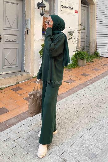 Lamelif Düz İkili Triko Tesettür Takım Zümrüt