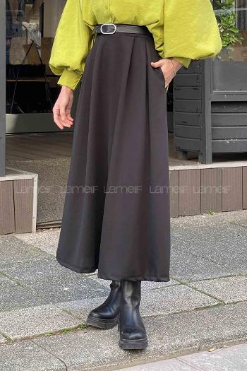 Black Crepe Fabric Pleated Skirt