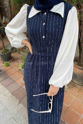 ﻿ Lamelif Çizgi Detaylı Garnili Tesettür Elbise Lacivert