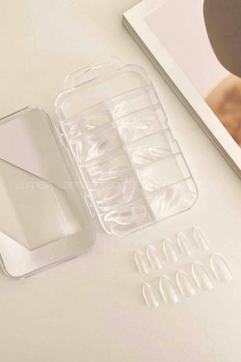 Lamelif Gold Beauty Takma Tırnak Badem Şeffaf