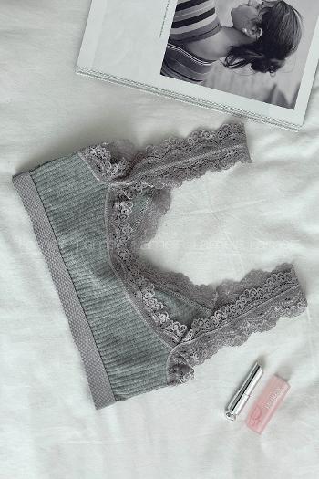 Lamelif Dantel Askılı Pedli Sporcu Sütyen