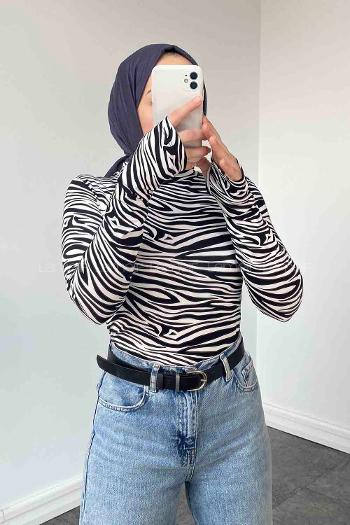 Black-3 Choker Neck Long Arm Viscose Fabric Body