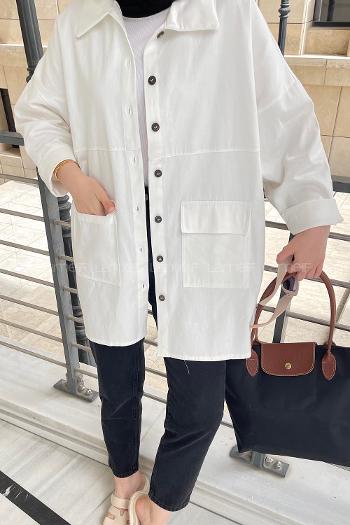 Lamelif Kapaklı İki Cepli Tahta Düğmeli Gömlek Ekru