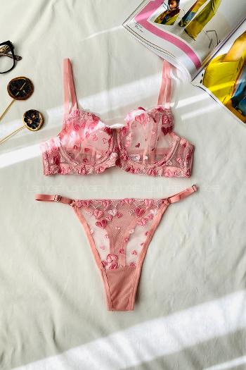 Lamelif Brode Nakışlı Takım