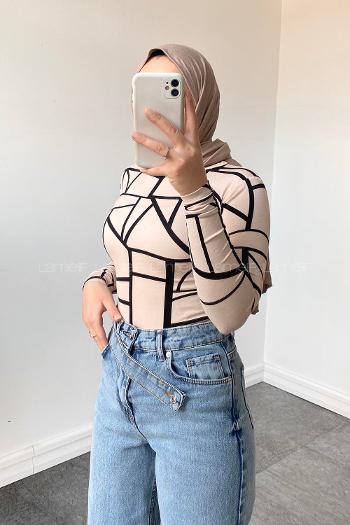 Cream Turtle Neck Long Arm Body