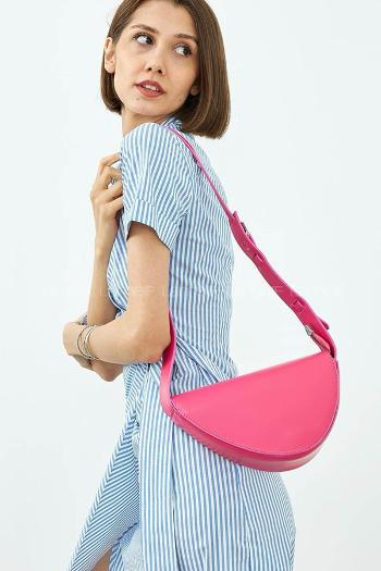 Lamelif Çapraz Askılı Asimetrik Kadın Çanta Fuşya