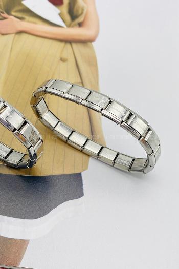 Silver Belted Gold Straight Wristband