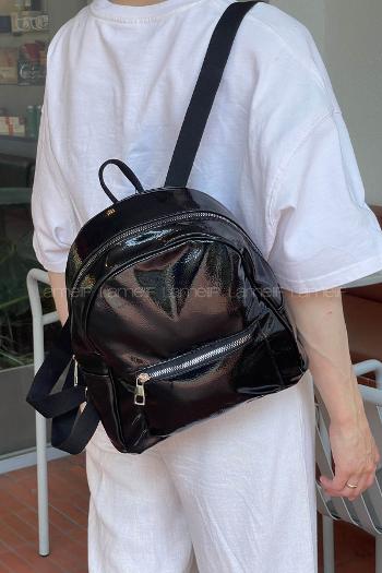 Lamelif İki Gözlü Deri Görünümlü Sırt Çantası Parlak Siyah