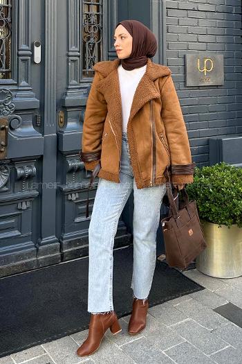 Tan Zippered Neck Long Arm Coat