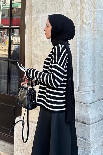 Black Turtle Neck Long Arm Jumper