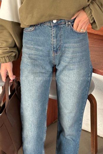 Lamelif Kesik Paça Fit Jean Nostalji Mavi