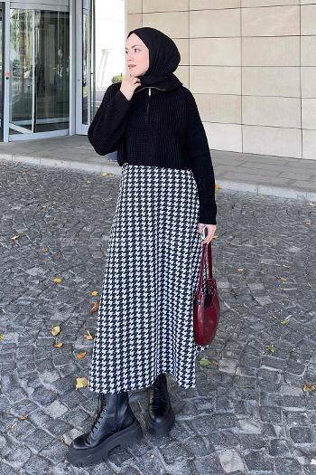 Lamelif Yaka Fermuarlı Crop Triko Kazak Siyah