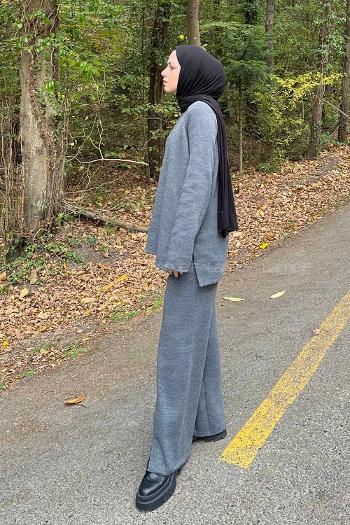 Lamelif Basic Pantolon Önü Yırtmaçlı Triko Tesettür Takım Gri