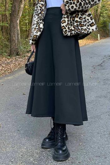 Lamelif Scuba Kumaş Kloş Etek Siyah