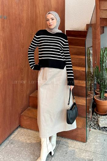 Black Medium Crew Neck Long Arm Jumper