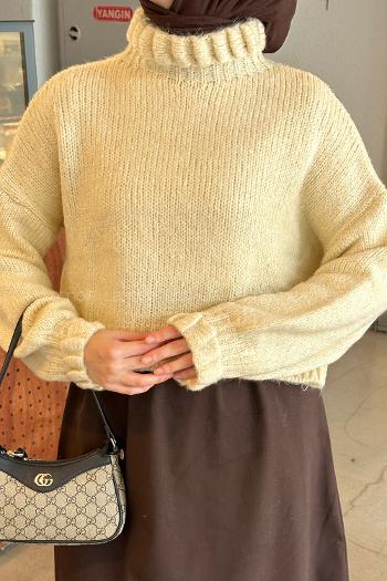 Lamelif Crop Kazak Ekru