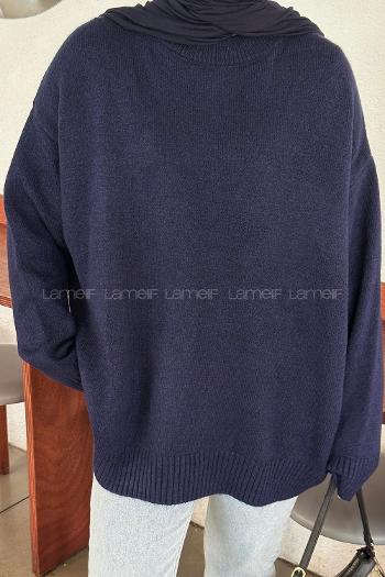 Navy Blue Crew Neck Long Arm Jumper