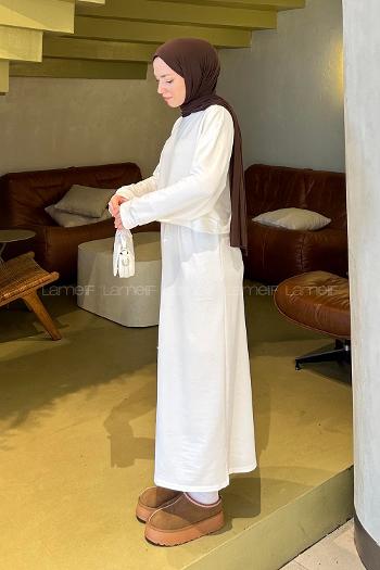 Lamelif Kısa Sweat Etekli Tesettür Takım Beyaz