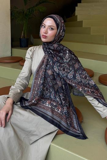 Lamelif Retro Desen Soft Şal Siyah