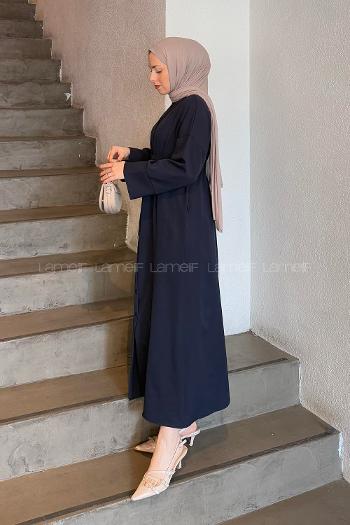 Lamelif Takma Manşet Detaylı Dabıl Tesettür Elbise Lacivert