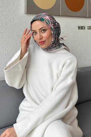 Lamelif Retro Desen kokulu Prime Soft Eşarp Bej