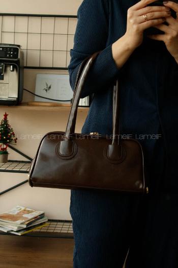 Bitter Brown With Suspenders Skin Hand Bag Bag