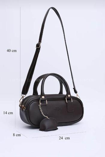 Lamelif Charm Detaylı Fermuarlı Ayarlanabilir Askılı El, Kol ve Omuz Çantası Acı Kahve