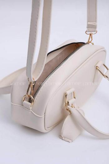 Lamelif Charm Detaylı Fermuarlı Ayarlanabilir Askılı El, Kol ve Omuz Çantası Krem