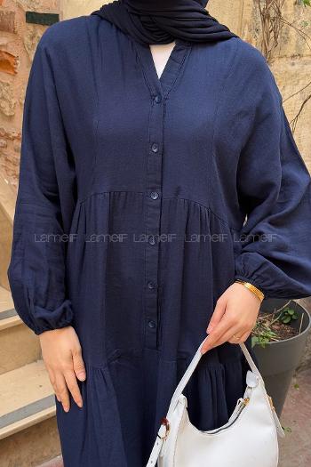 Lamelif Ön Yarım Düğme Detaylı Müslin Kumaş Tesettür Elbise Lacivert