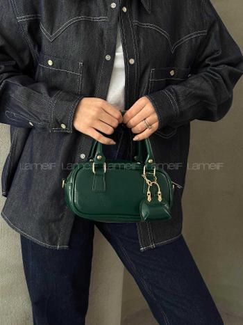 Lamelif Charm Detaylı Fermuarlı Ayarlanabilir Askılı El, Kol ve Omuz Çantası Zümrüt