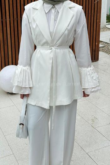 Lamelif İnce Kuşaklı Yelekli Takım Beyaz