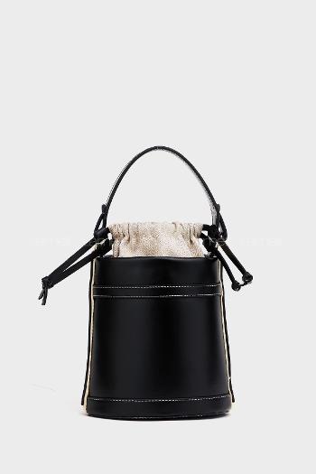 Black Buckle Skin Hand Bag Bag