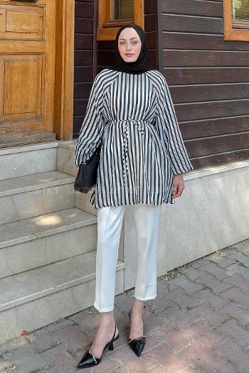Lamelif Çizgi Detaylı Bağlamalı Tunik Siyah