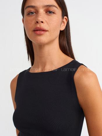 Lamelif Dilvin 20868 Kayık Yaka Kolsuz Top-Siyah