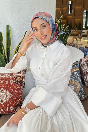 Lamelif Çiçek Desen Soft Eşarp Lacivert Kırmızı