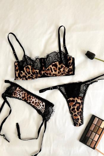 Lamelif Rhera Dantelli Saten Jartiyer Takım