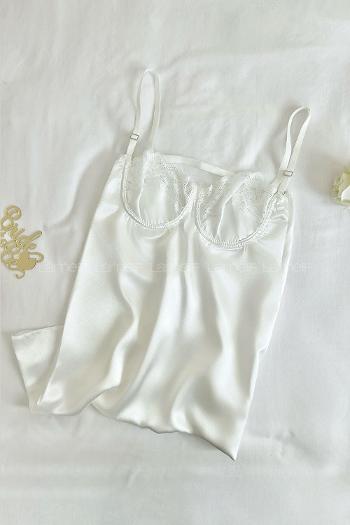 Lamelif Dantelli Saten Gecelik