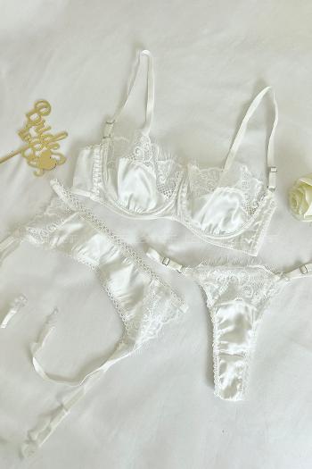 Lamelif Rhera Dantelli Saten Jartiyer Takım