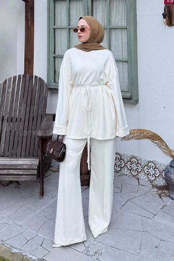 Cream Crew Neck Long Arm Viscose Fabric Elastan Polyester Regular Trousers Comfortable Suit