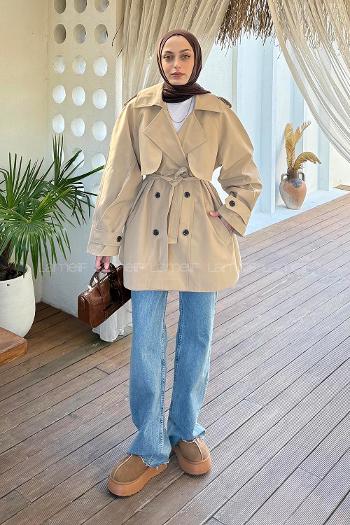 Lamelif Omuz Apoletli Kısa Trençkot Bej