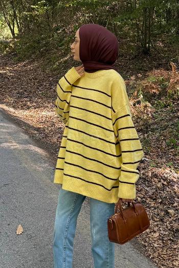 Lamelif Çizgili Triko Kazak Sarı