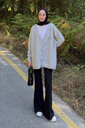 Lamelif Kalp Nakış Detaylı Oversize Hırka Gri