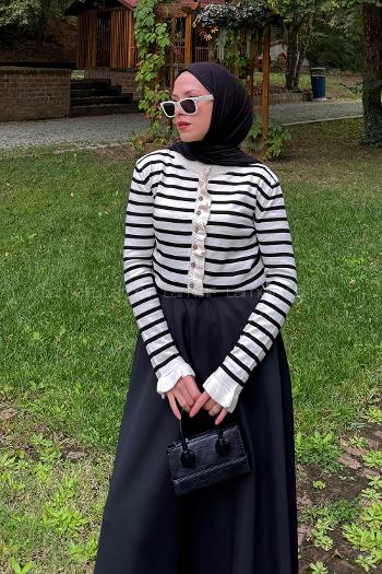 Natural Neckband Long Arm Acrylic Cardigan