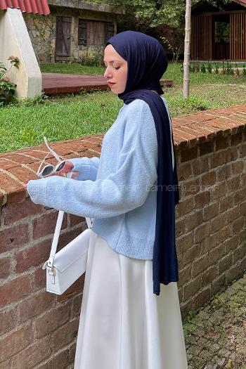 Baby Blue Crew Neck Long Arm Polyester Cardigan