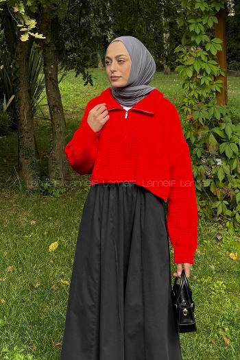 Pomegranate Flower Zippered Neck Long Arm Jumper